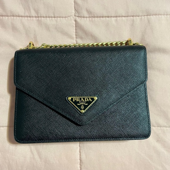Prada handbag - Picture 2 of 5
